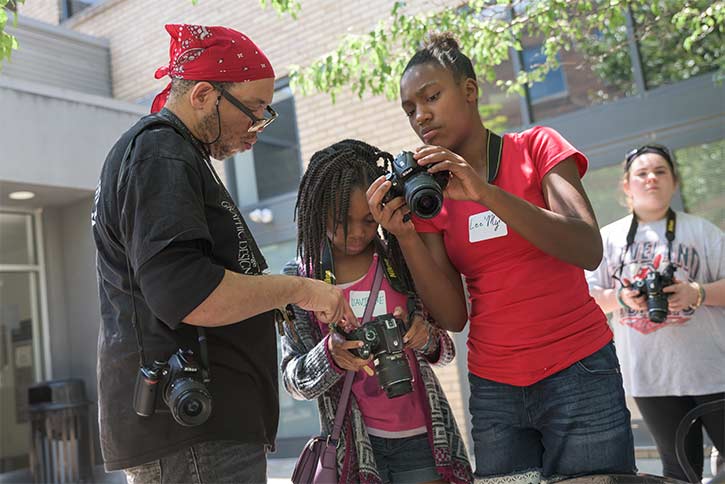 Photography class with instructor Robert Banks