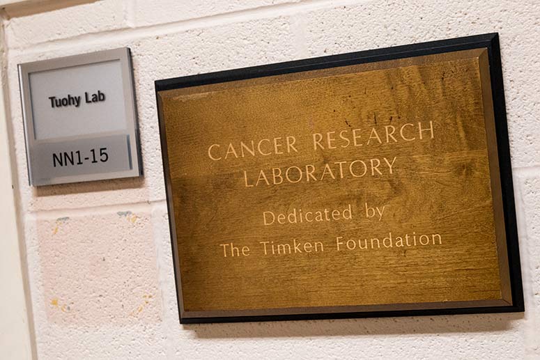 Cleveland Clinic Cancer Research Lab