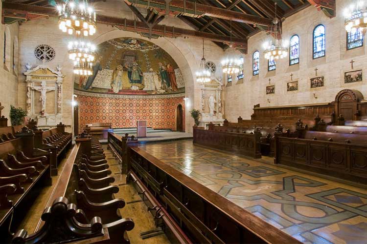 the chapel at the Hitchcock Center for Women