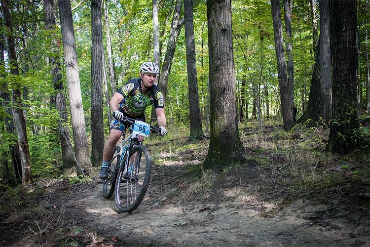 Mountain bike Royalview at Mill Stream Run Reservation