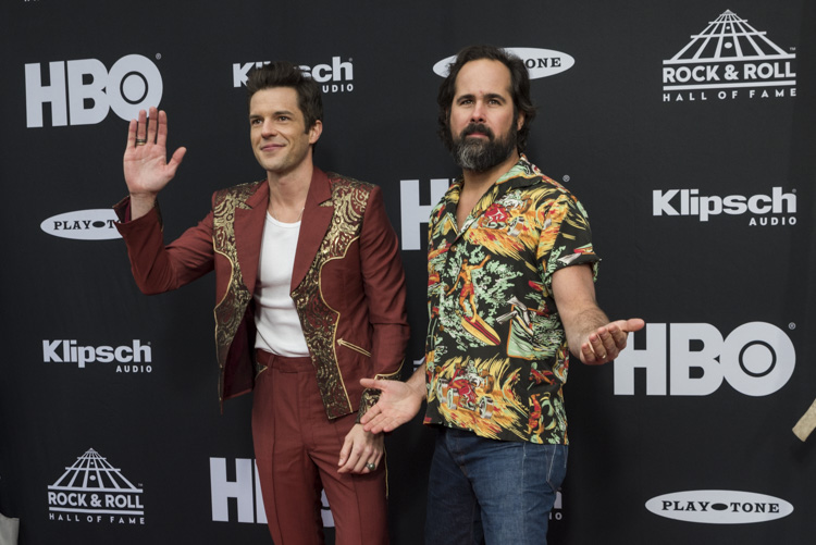 <span class="content-image-text">Brandon Flowers and Ronnie Vanneucci of The Killers</span>