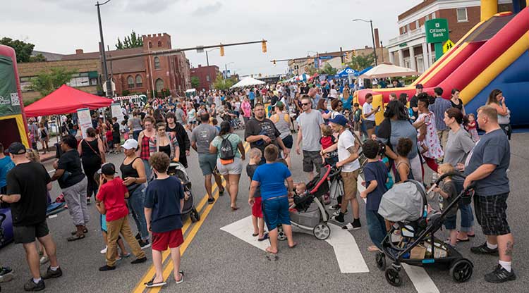 <span class="content-image-text">Smorgasbord Street Fest in Old Brooklyn</span>