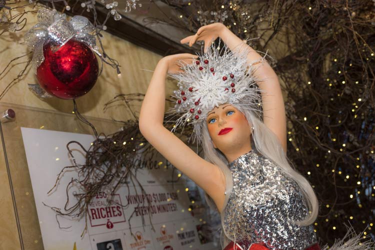 Jack Casino's Holiday at the Higbee display