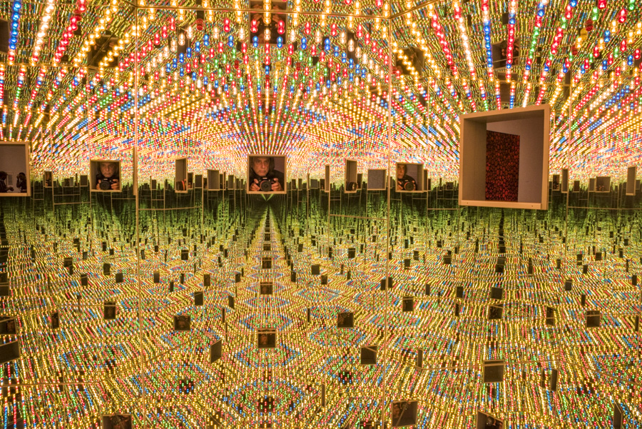 Kusama Infinity Mirrored Room: Love Forever