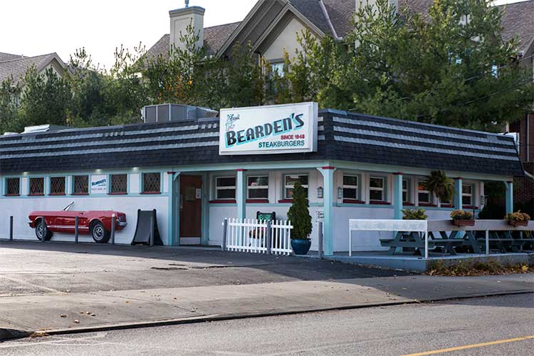 <span class="content-image-text">Bearden's on Lake Rd. in Rocky River</span>