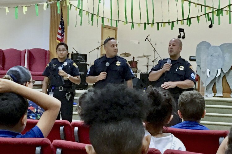 Hispanic Police Officers Association outreach event at Primera Iglesia Bautista