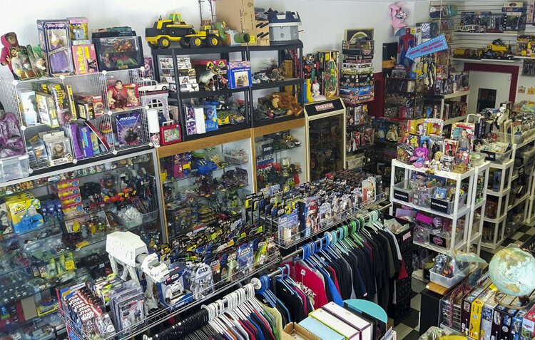 Star Pop Vintage is another choice for fun gifts for Cindy Barber.