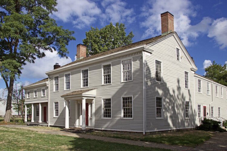 <span class="content-image-text">Dunham Tavern</span>