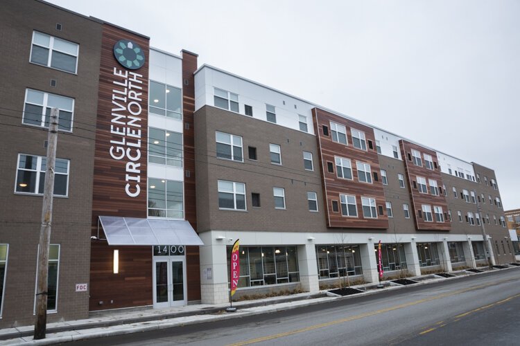 Glenville Circle North