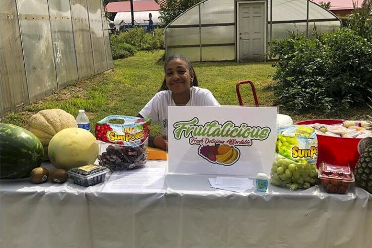 <span class="content-image-text">Cherrelle Taylor of Fruitalicious at Fresh Fest 2019</span>