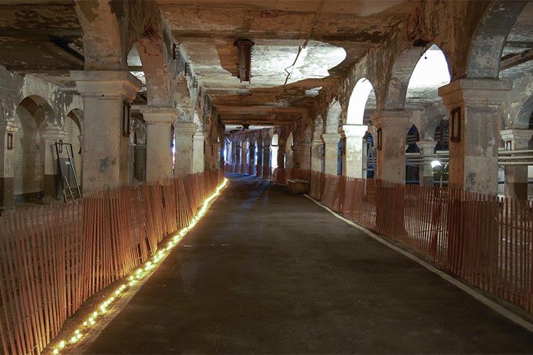 Detroit - Superior Bridge streetcar level