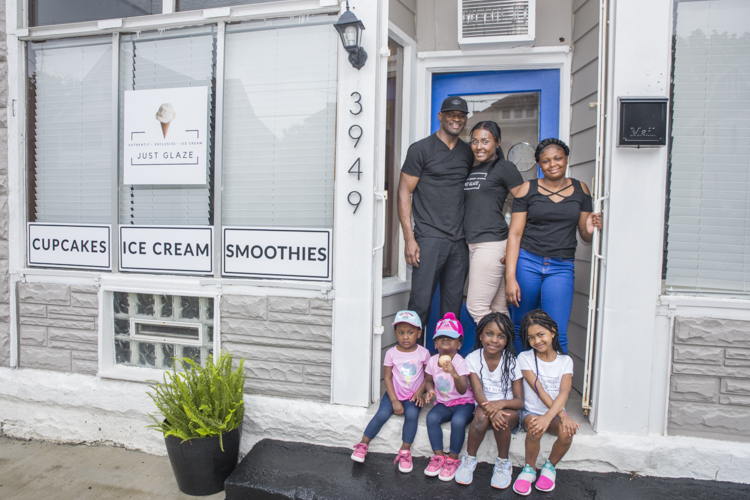 The Glaze Family: LaToyia and James with children Nijah (14), Nari(2), Niema (2), Nakei (6), and Nakai (6)