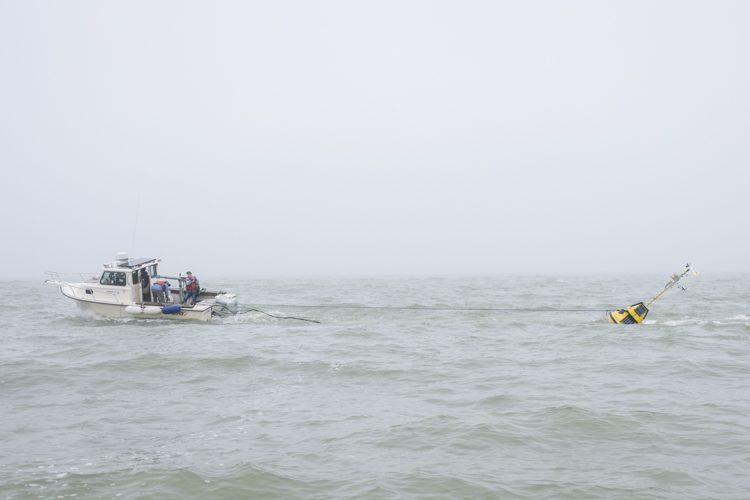 lake_erie_bouy_launch_230.jpg