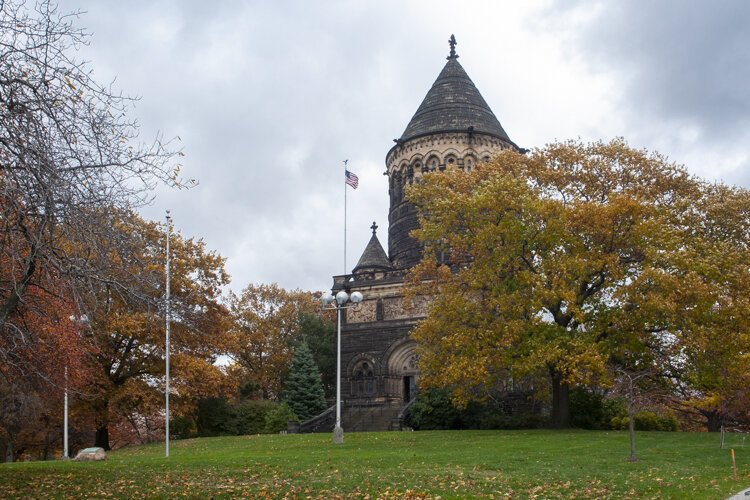 <span class="content-image-text">This picture of the James A. Garfield Memorial was taken before it was shrouded in scaffolding for cleaning the exterior.</span>