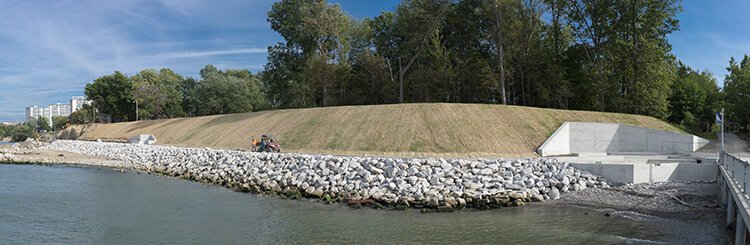 <span class="content-image-text">Euclid Waterfront Trail in September 2019 is near completion</span>