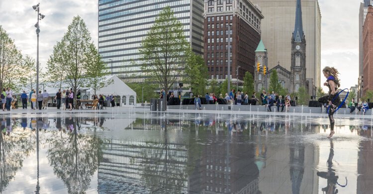 <span class="content-image-text">Cleveland Public Square</span>