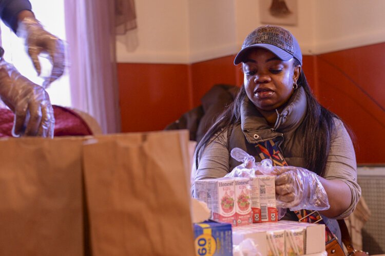 <span class="content-image-text">Babies and Brunch raised more than $2,000 in five days, and broadcast the food delivery service to their friends and community groups over social media.</span>