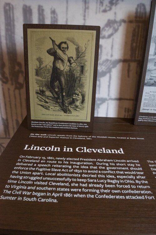 <span class="content-image-text">Abraham Lincoln display in the Cozad Bates House</span>