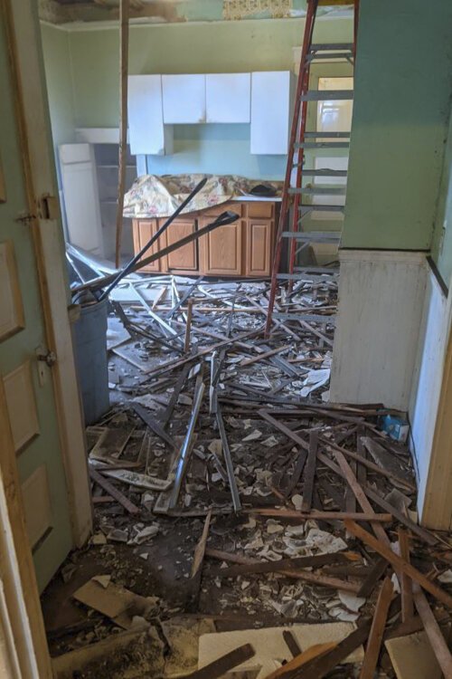 Edna Avenue house kitchen demo