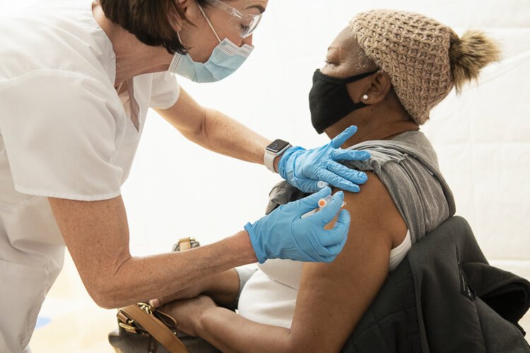 Cleveland Clinic Offers COVID-19 Vaccinations at Langston Hughes Health and Education Center