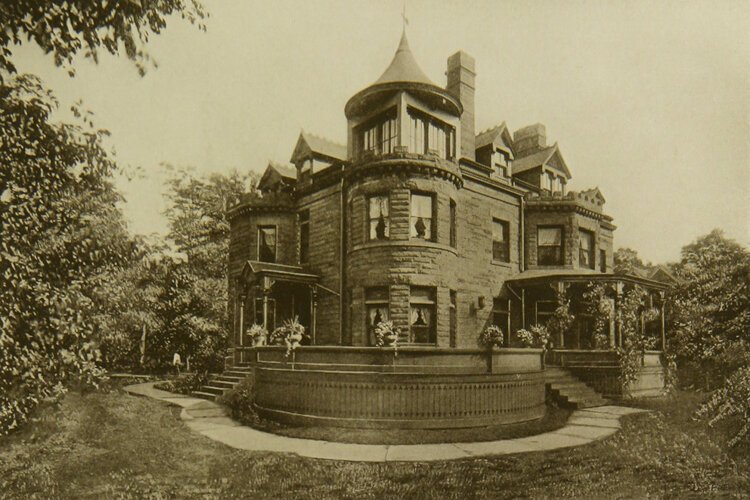 Scofield’s home at 2438 Mapleside Road in Cleveland