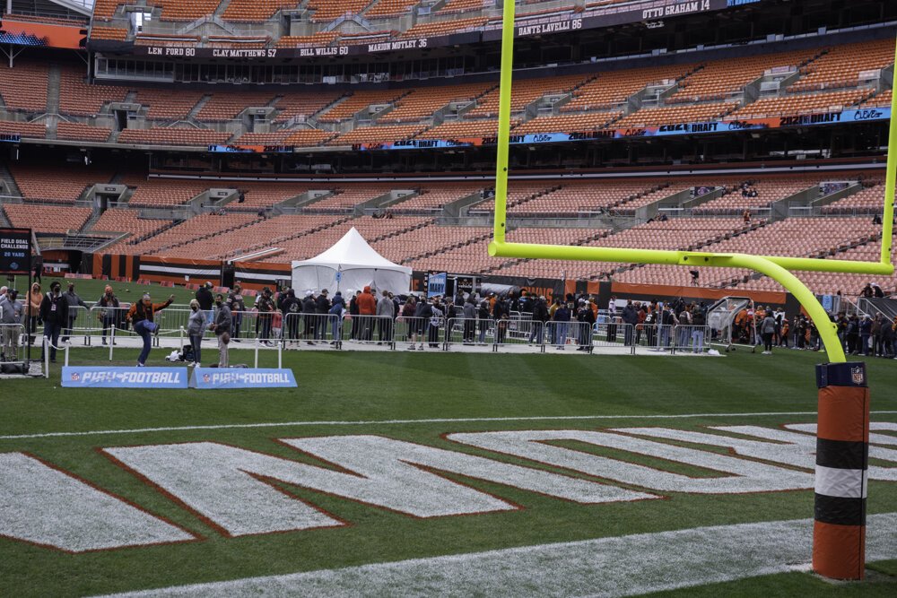 NFL Draft Experience Field Goal Kick