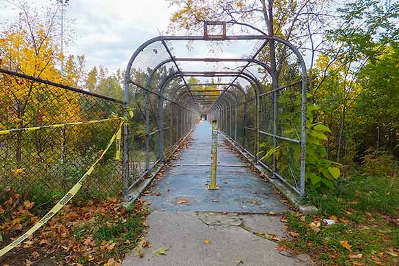 Foot bridge spanning I-490 - walk to central Tremont in minutes