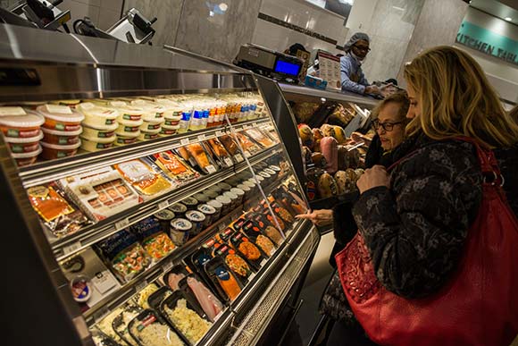 Heinen's Downtown Grand Opening