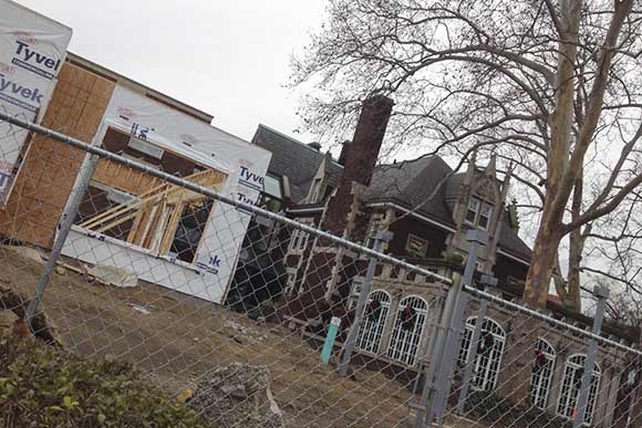 Glidden House construction