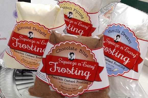 squeezfrosting.jpg