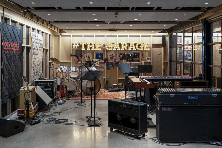 the_garage_07.jpg