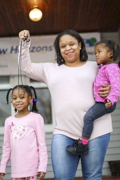 <span class="content-image-text">Star and her children moved last month into their very own home on West 129th Street courtesy of The City Mission’s New Horizons program.</span>