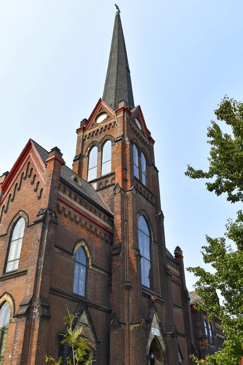 <span class="content-image-text">The old Zion United Church of Christ, now San Sofia Luxury Apartments.</span>