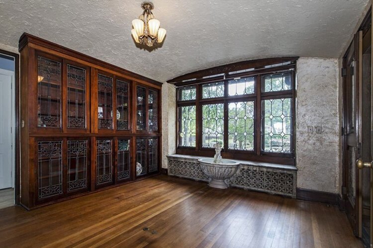 50 E 201St Street Estate