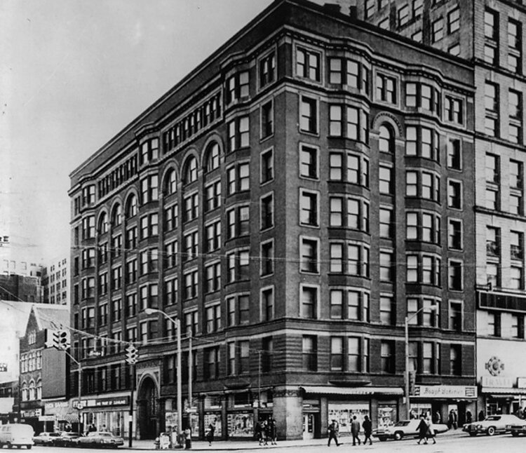 The Cuyahoga Building on Public Square, designed by Daniel H. Burnham and erected in 1893.