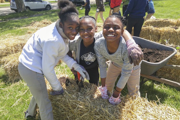 Organic Connects field trips provide city kids the opportunity to get outside, also helps train young people for future environmental careers.