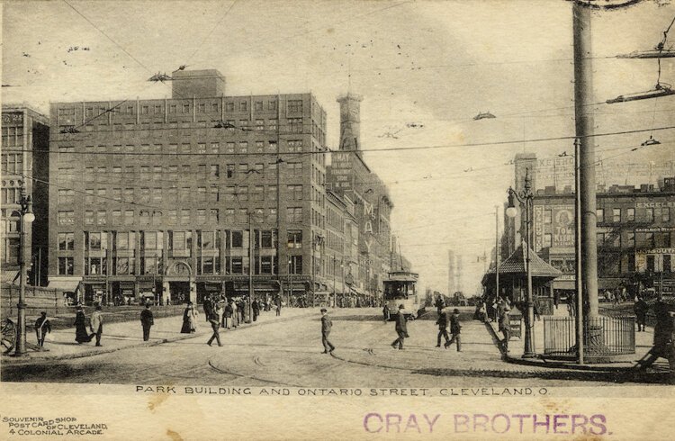 Park Building 1909: Looking south down Ontario Street, with the Park Building at left.