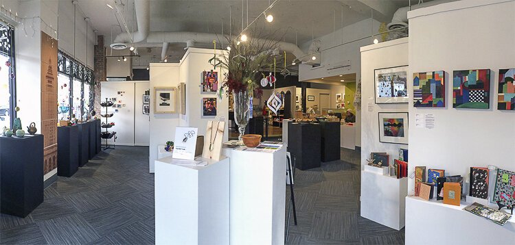 <span class="content-image-text">Heights Arts holiday store for shoppers</span>