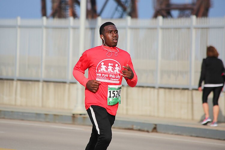Past We Run This City participants take part in Cleveland Marathon
