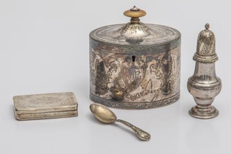 English George III Period silver oval tea caddy by Henry Chawner