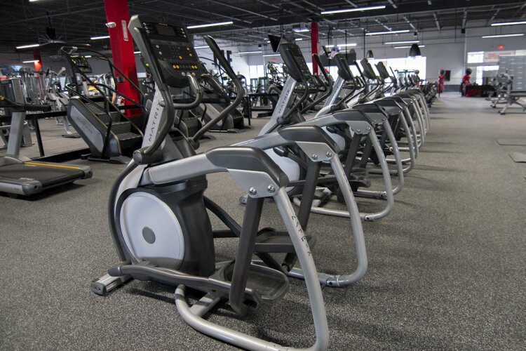 UFC GYM offers a variety of fitness machines, including over 50 pieces of cardio equipment in addition to Mixed Martial Arts and group fitness classes.