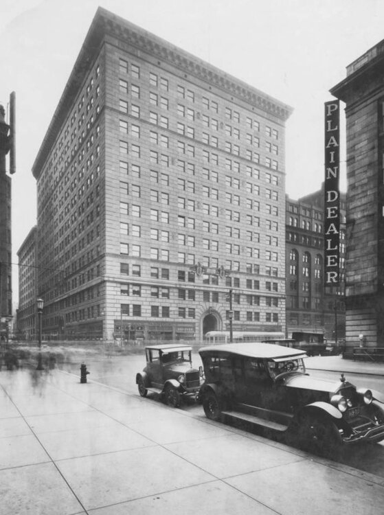 Leader Building 1930