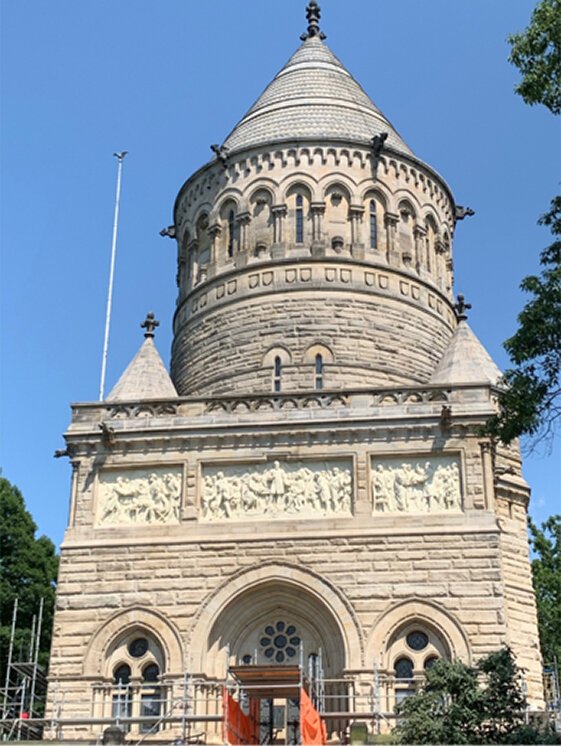 <span class="content-image-text">James A. Garfield Memorial</span>