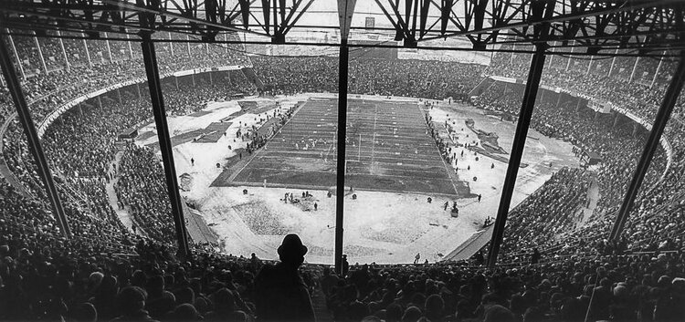 <span class="content-image-text">1964 NFL Championship Game, The Browns vs the Baltimore Colts</span>