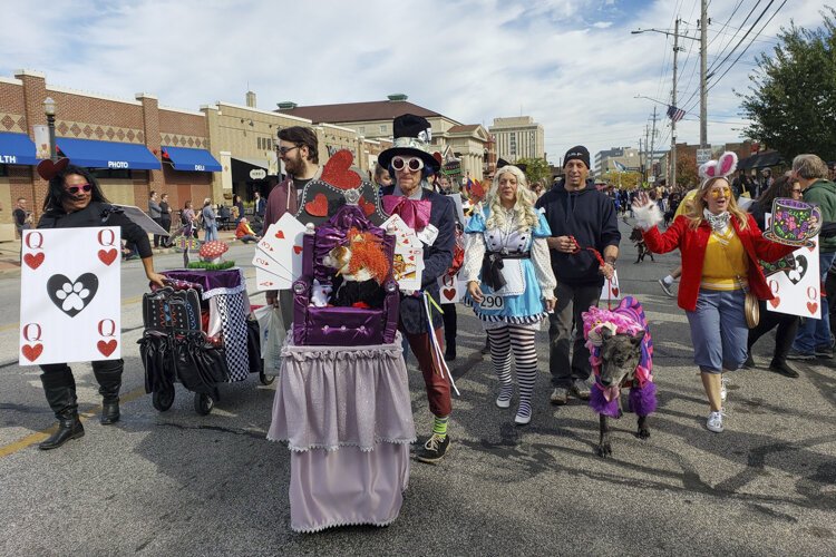 14th annual Spooky Pooch Parade hits the streets of Lakewood October 16th.