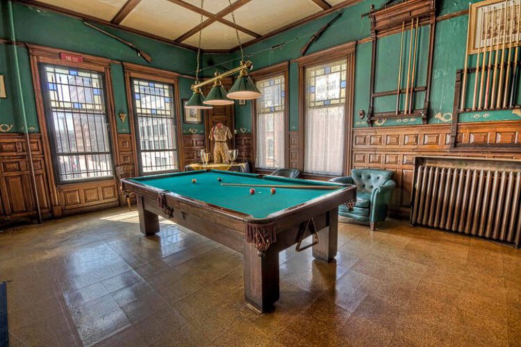 Grays Armory Club Room