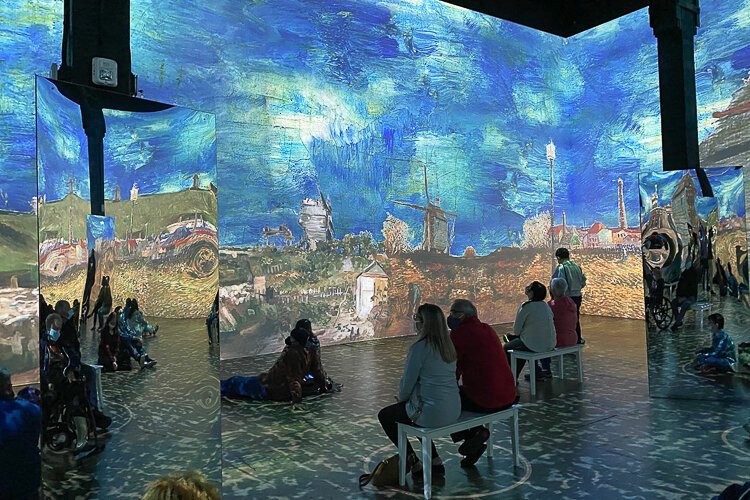 Immersive Van Gogh Exhibit Cleveland