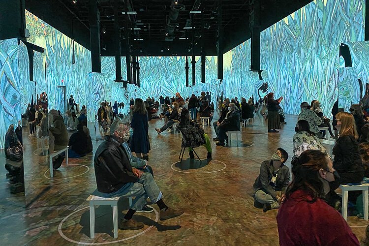 Immersive Van Gogh Exhibit Cleveland