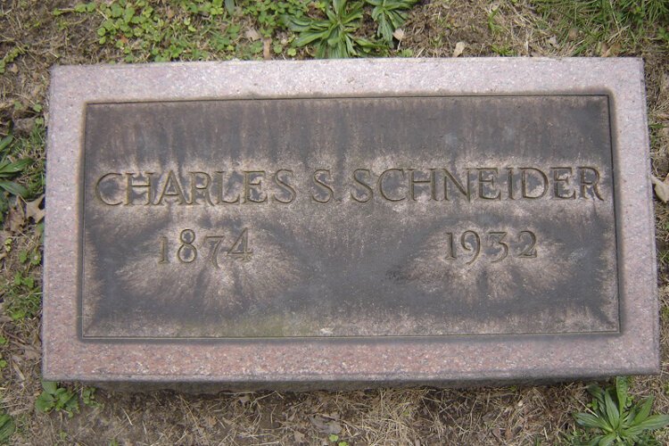 Charles Sumner Schneider headstone