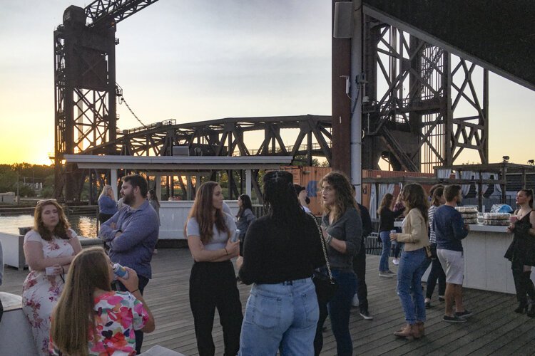 YPs mix and mingle at FWD Day & Nightclub in the Flats.